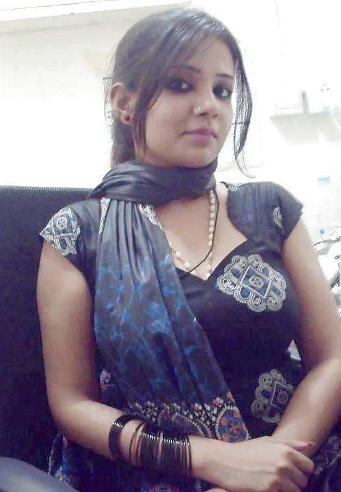 25P Stunning Adorable Muslim Babes 