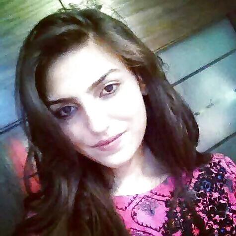 25P Stunning Adorable Muslim Babes 