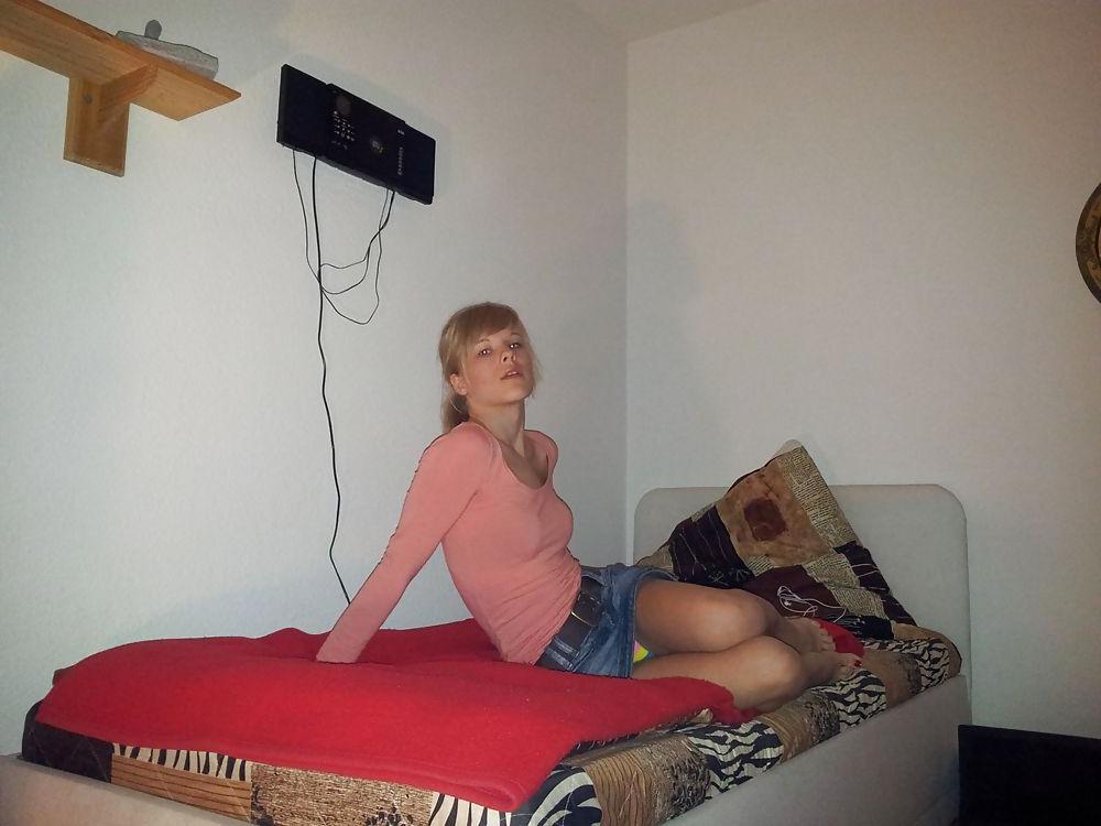 25P Lovely girl