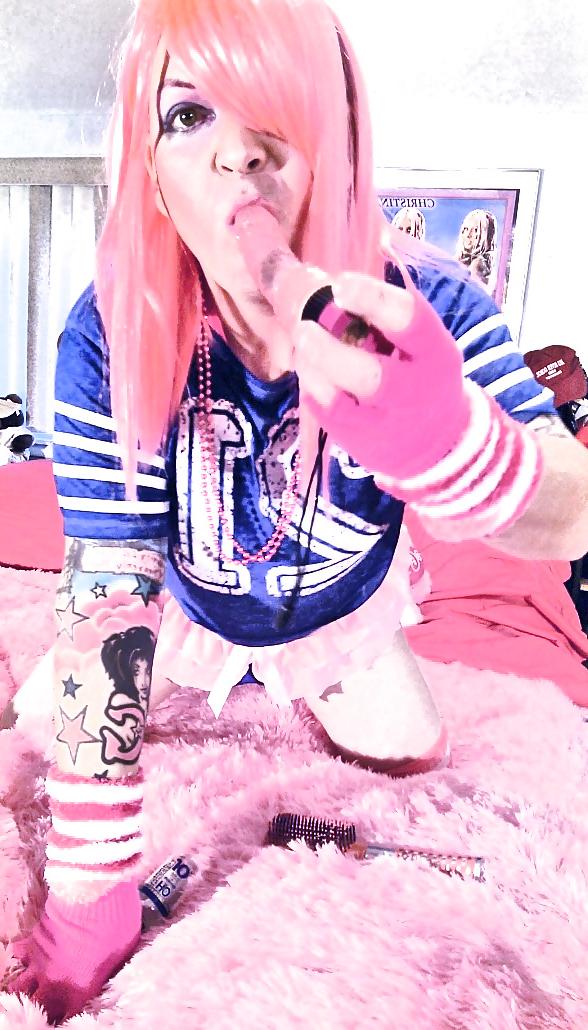25P Pink-Erotica  Cross Dresser  Adorable, Naughty and Pink