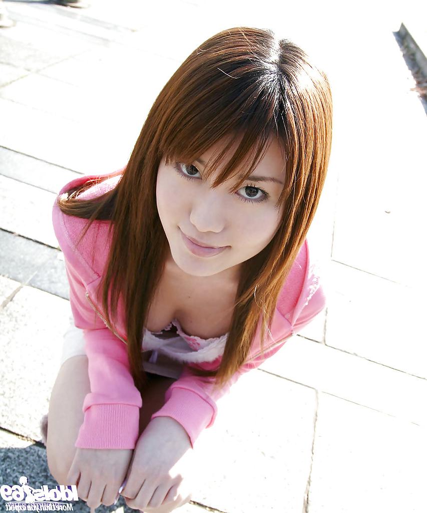 16P Loveable asian babe Nanami Wakase uncovering her tiny curves
