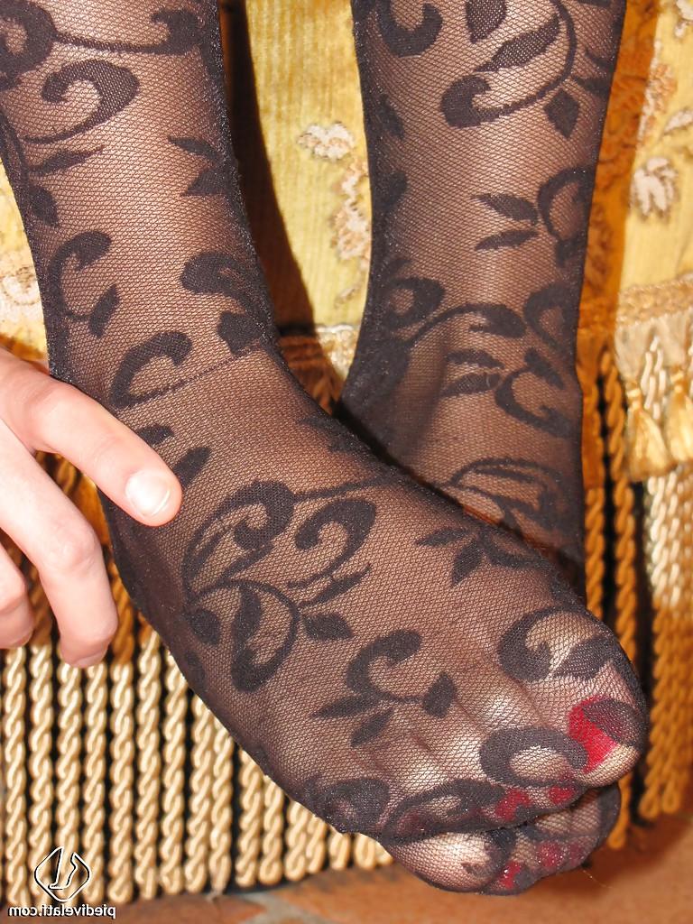 16P Brunette sexy babe Chiara is adorable in her new pantyhose on
