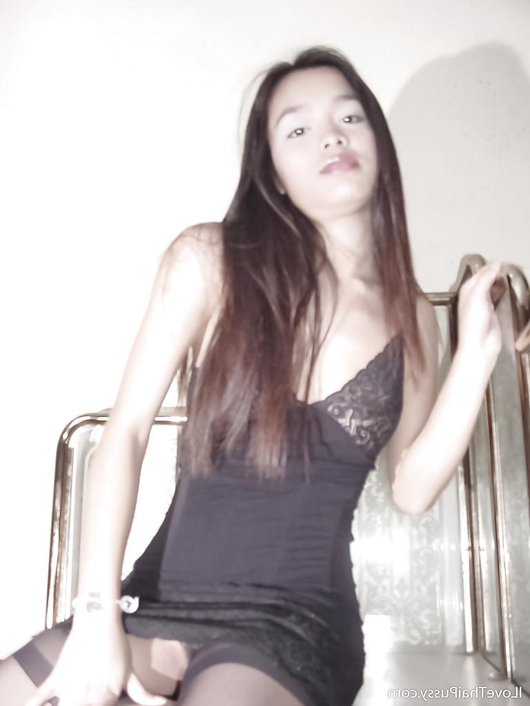 16P Adorable asian babe posing and showing off her sweet titties and muff