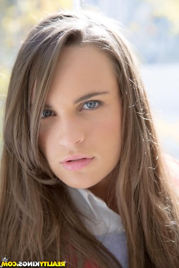 16P Adorable teenage girl Teal Conrad slowly uncovering her tempting curves
