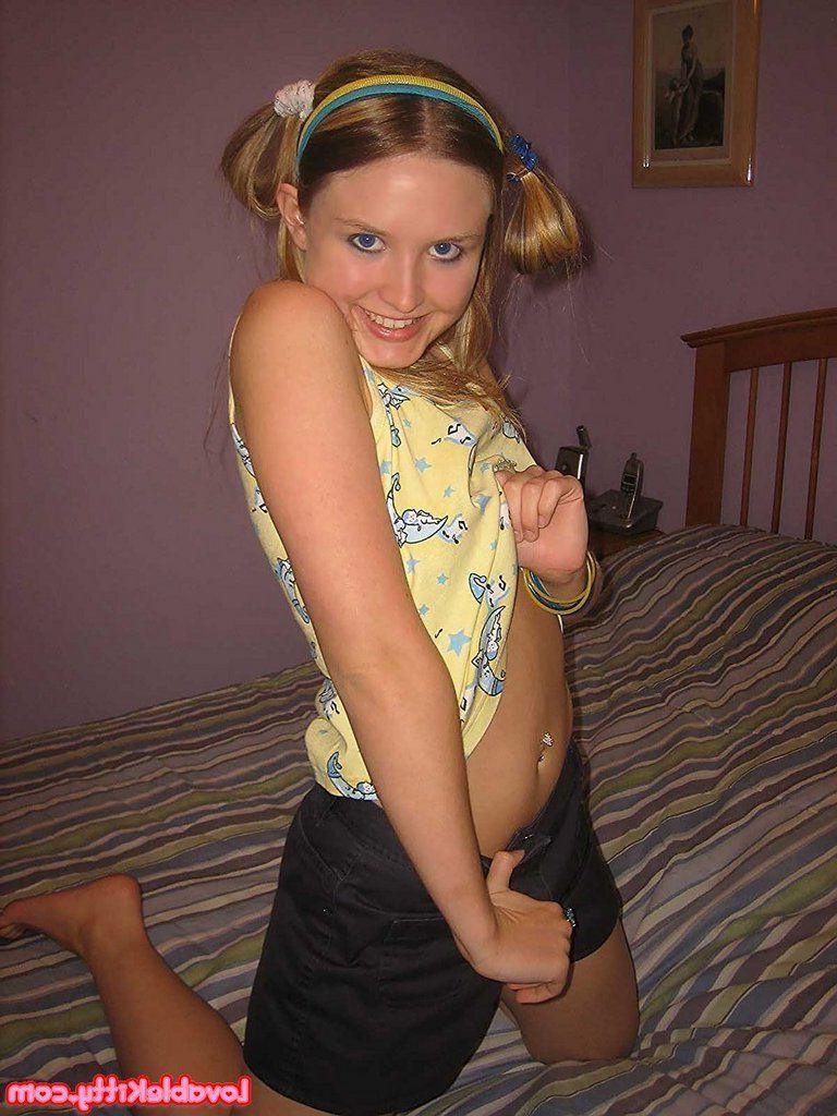 15P Pictures of teen chick Lovable Kitty playing with herself in bed