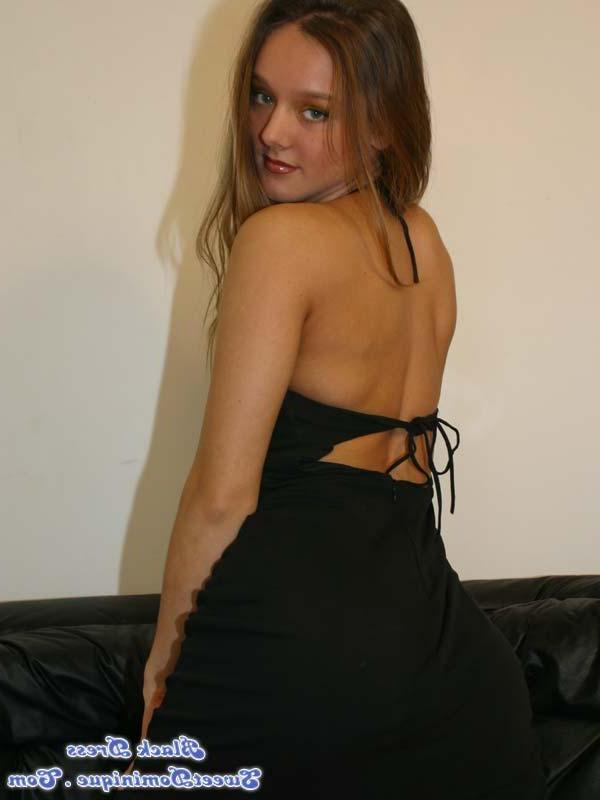 15P Pictures of teen Sweet Dominique teasing with some upskirt shots