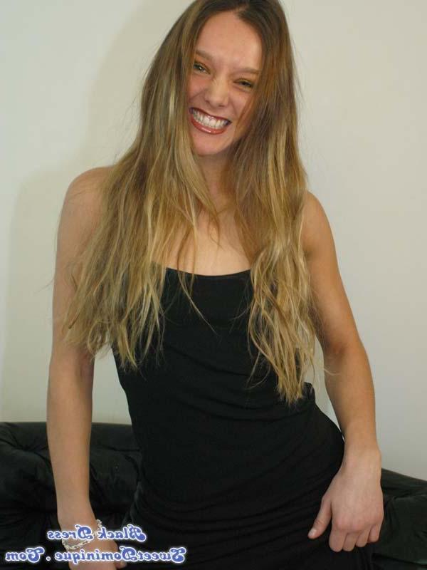 15P Pictures of teen Sweet Dominique teasing with some upskirt shots
