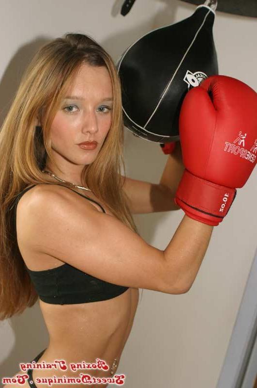 15P Pictures of teen Sweet Dominique ready to knock you out