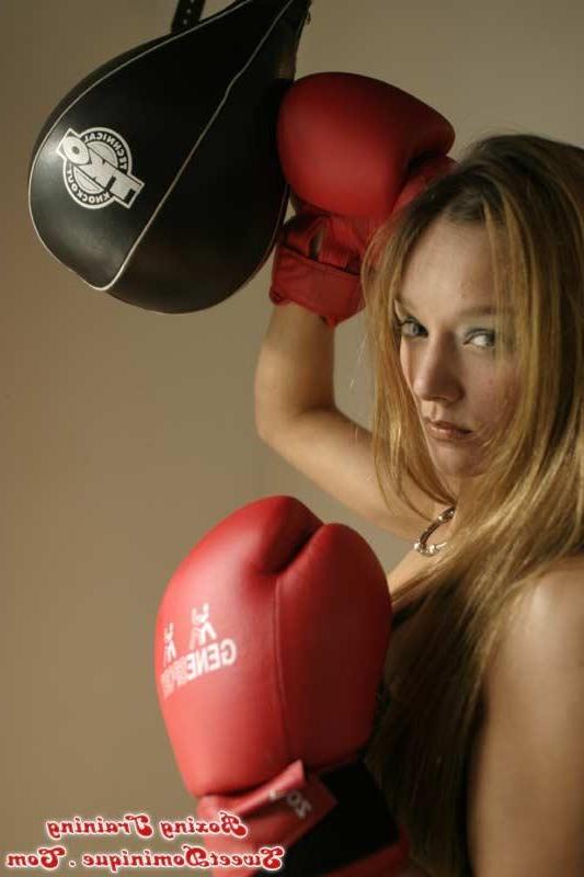 15P Pictures of teen Sweet Dominique ready to knock you out