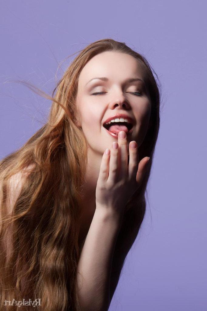 16P Rylsky captures the stunning and youthful Virginia with the pretty, adorable face, great smile, porcelain skin, and a petite figure that boasts of small but mouthwatering assets.