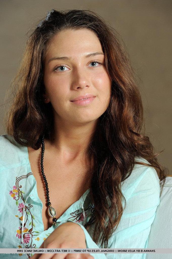 18P Pictures of adorable girl Zhanna B giving you her super tight pussy