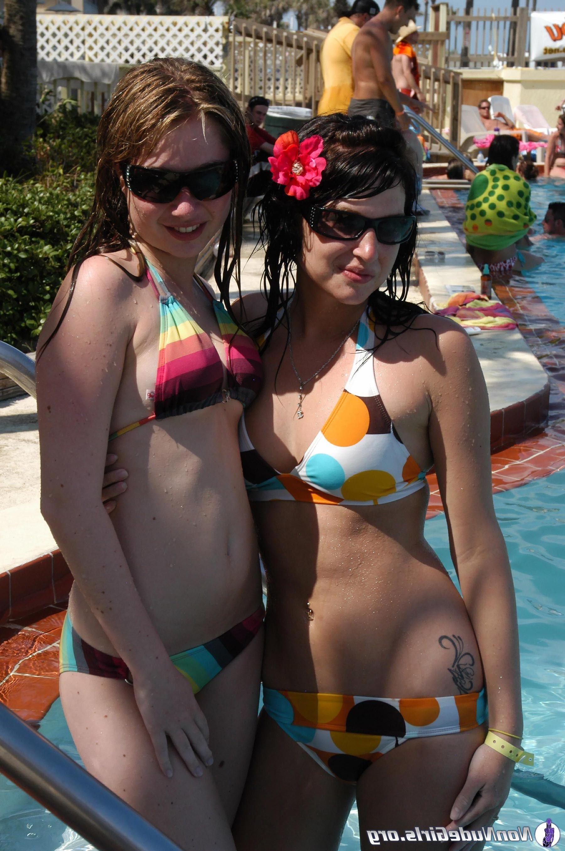 20P Pictures of adorable nonnude girls showing off