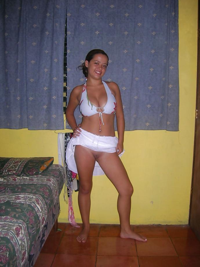 25P Adorable busty chick