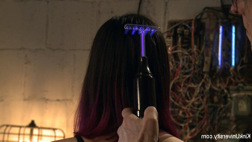15P Erfahren Sie, wie Sie das Elektrostimulationsspielzeug Violet Wand (Violet Ray) verwenden. Dieses l