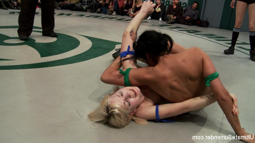14P Beretta tries to change that, getting her fingers into Shae's pussy. Charisma ca