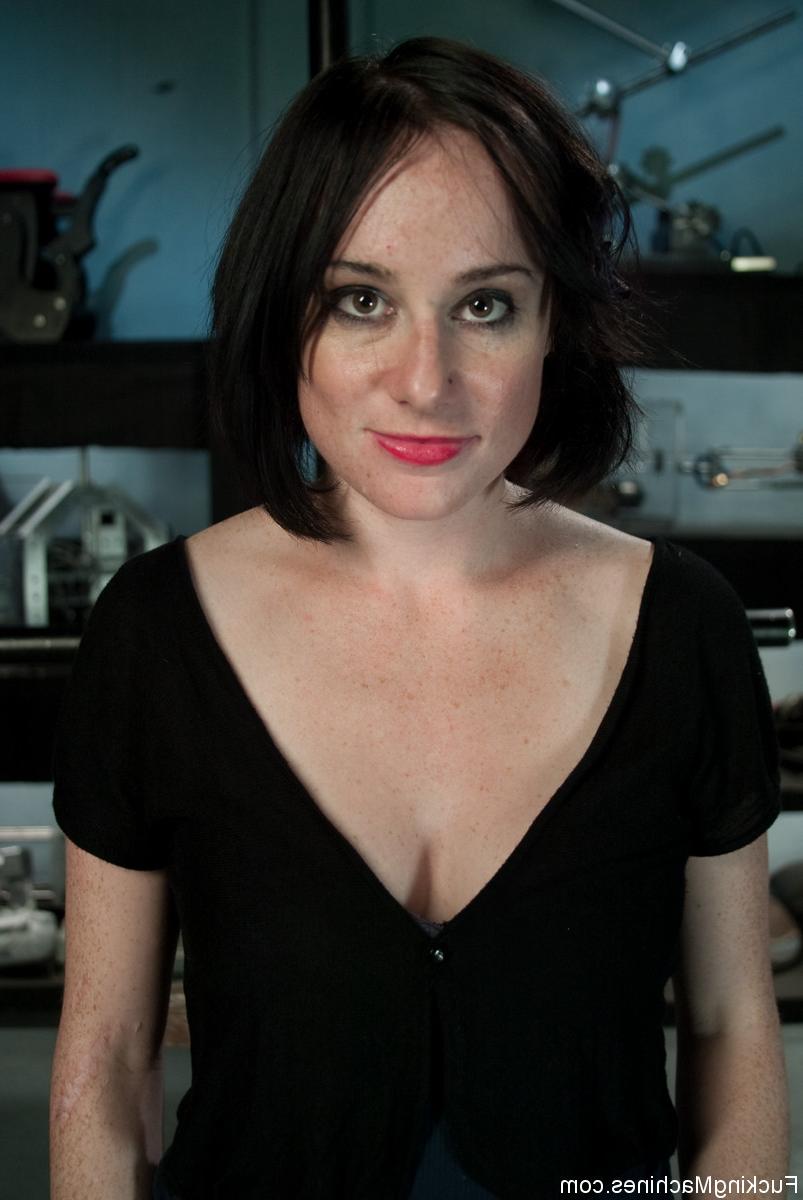 24P Scarlett is flexible, kinky, and eager to explore her exhibitionist side by gett