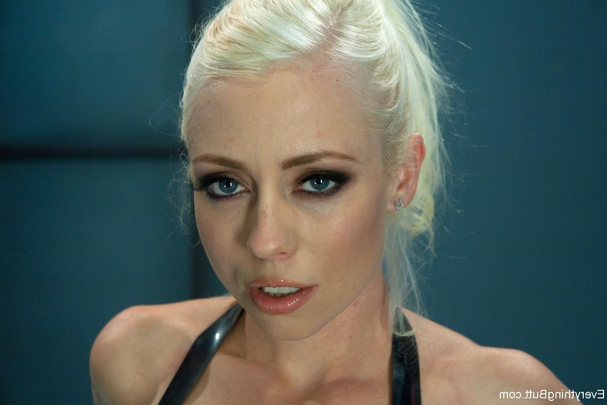 24P Nikki Sexx gets dominated and anally abused by Lorelei Lee in tight latex! Nikki