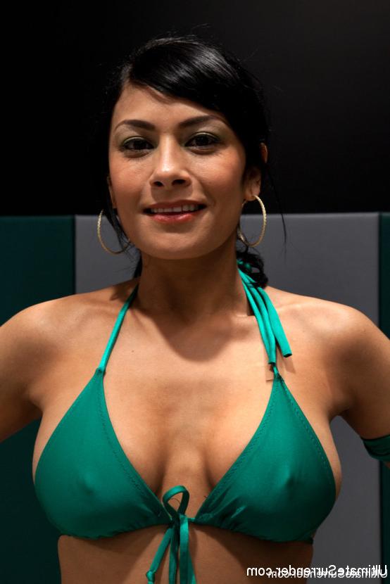 11P Big breasted babes Beretta James and friends have a brawl and enjoy their cat fi
