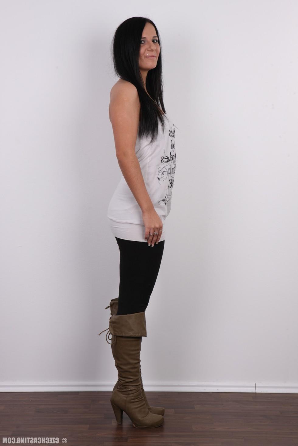 17P Adorable brunette in casting photos