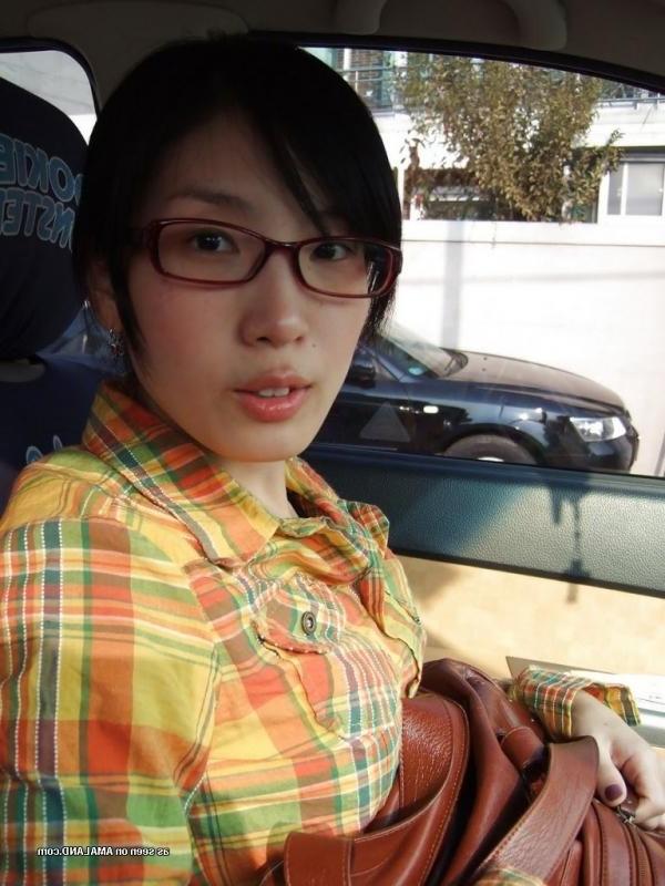 10P Lovely amateur Korean babe posing for her boyfriend