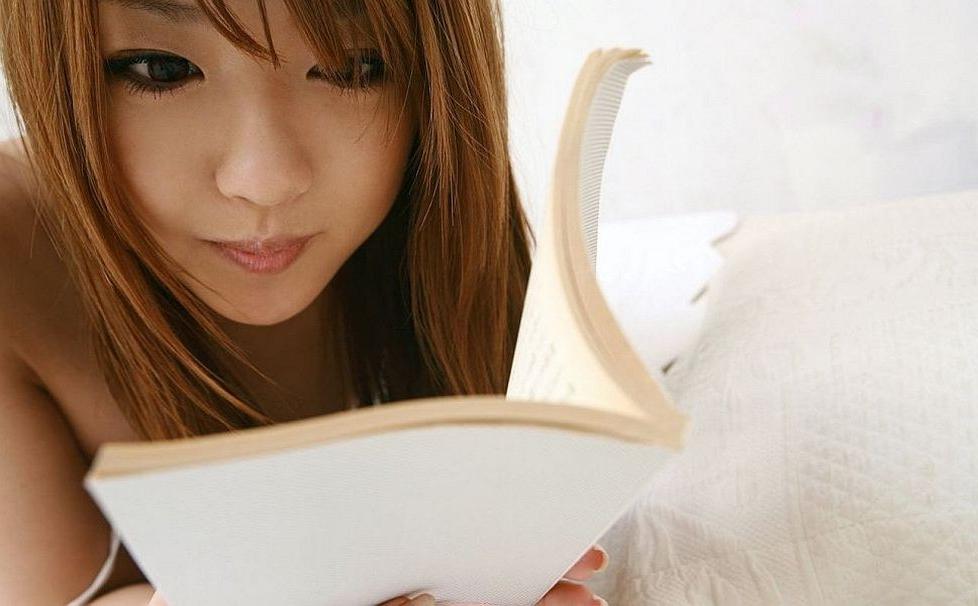 15P Adorable asian Miyu Hoshino showing tits and pussy