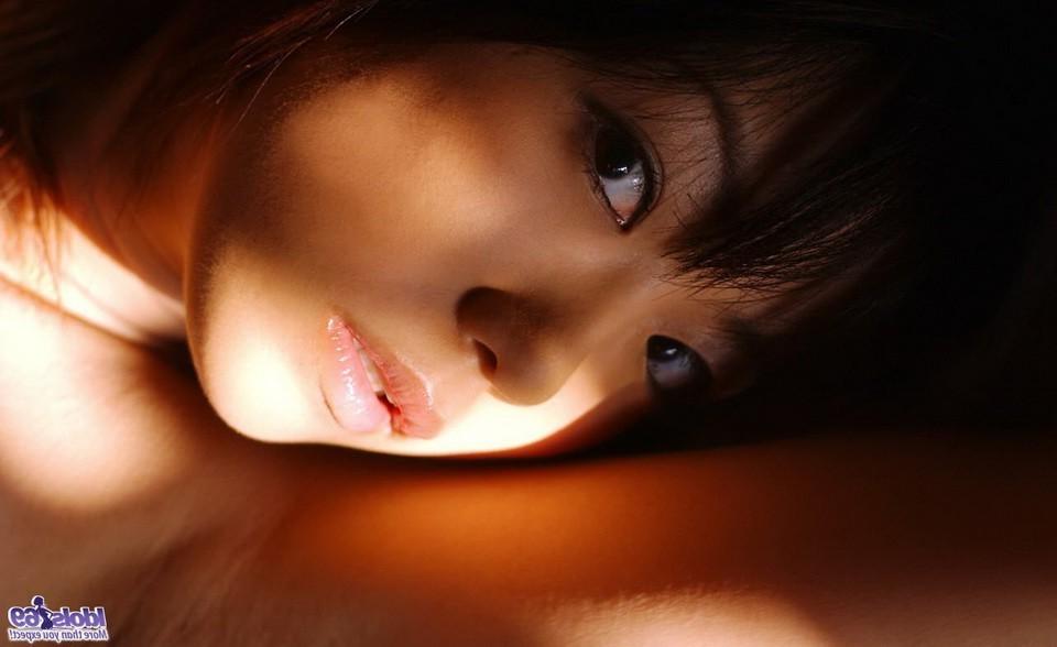 15P Saki Ninomiya  lovely japan teen shows hot ass and hairy pussy