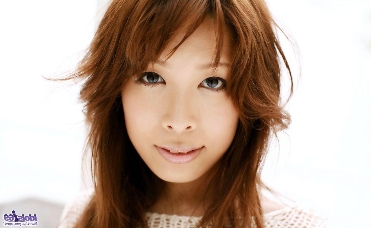 16P Japanese sweetheart has a lovely body