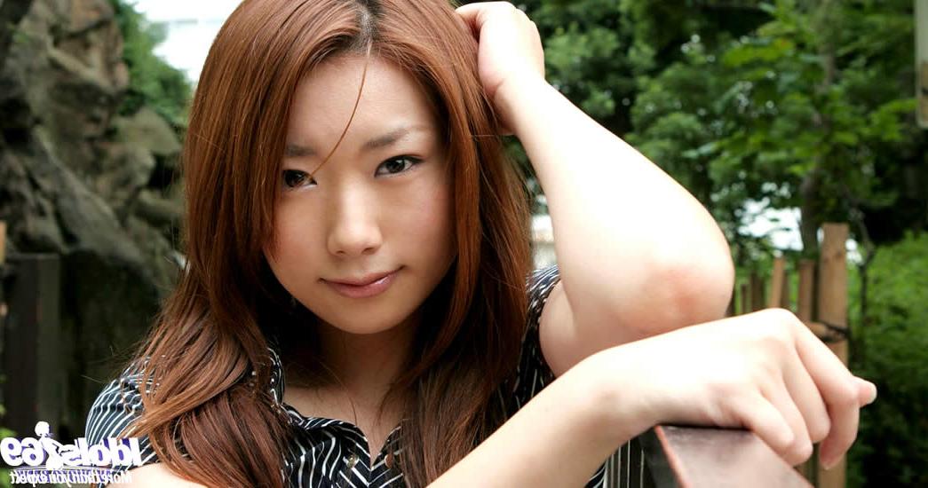 15P Adorable japanese girl getting undressed