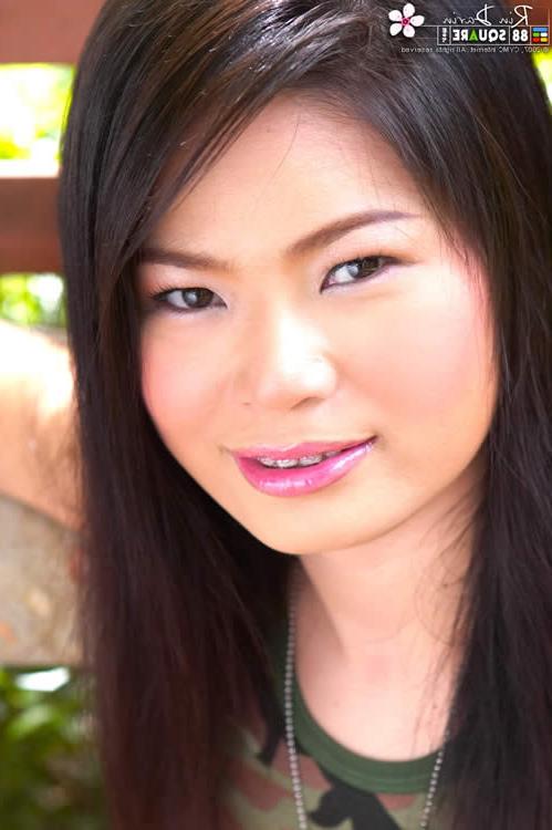 15P Adorable asian model showing her pussy