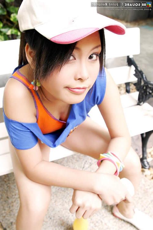 15P Adorable young asian with nice tits
