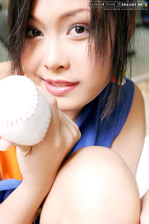 15P Adorable young asian with nice tits