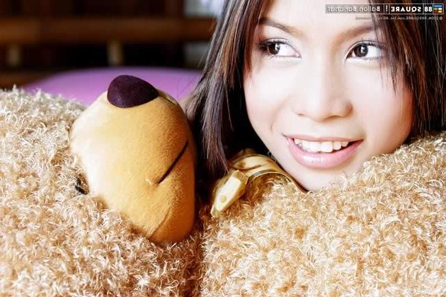 15P Adorable young asian getting naked