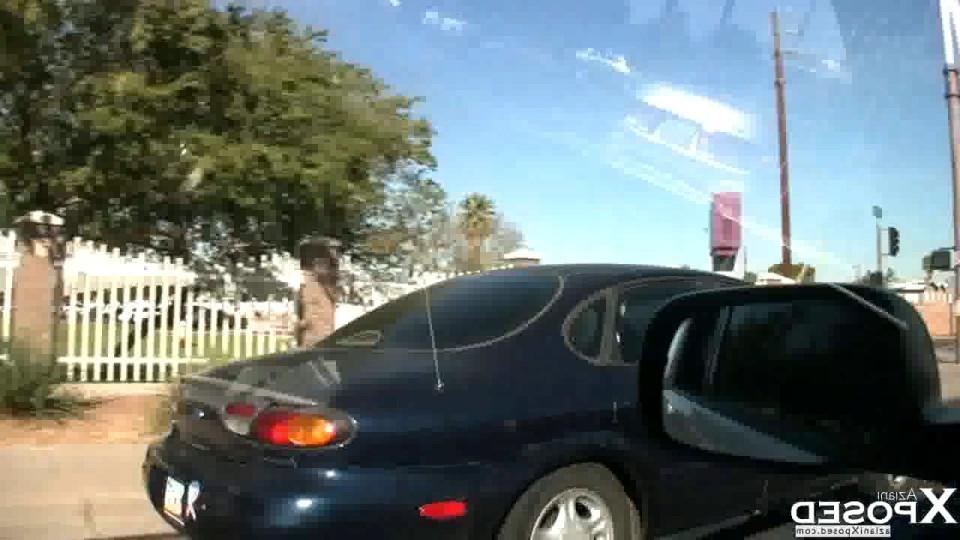 16P Adorable busty blonde, Kylie Worthy, flashes her big boobs to the unsuspecting d