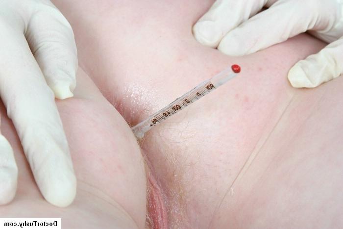 20P Adorable petite blonde visit gyno doctor for full vagina check