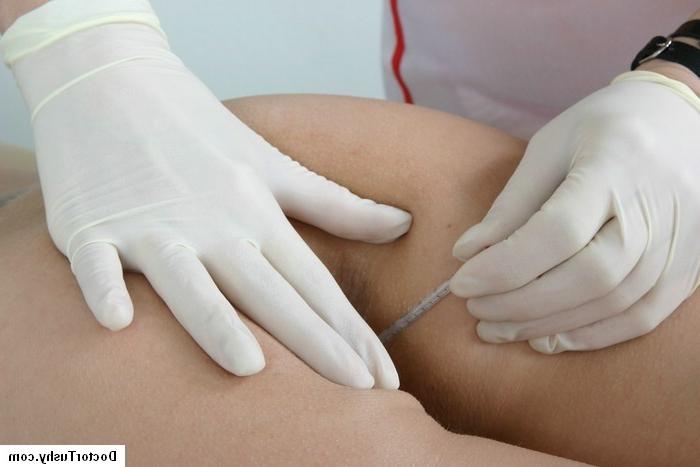 20P Adorable petite brunette visit gyno doctor for full body check