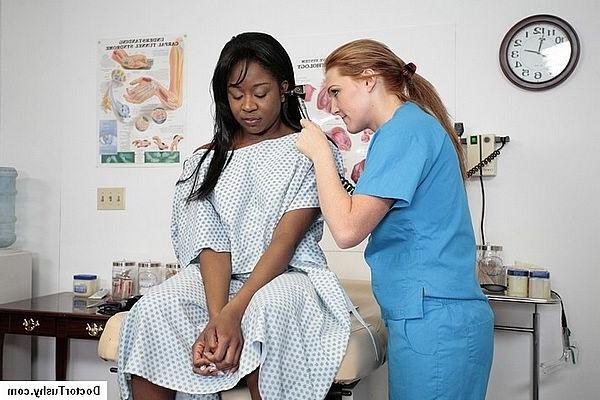20P Adorable black girl babe visit gyno doctor for full body checkup