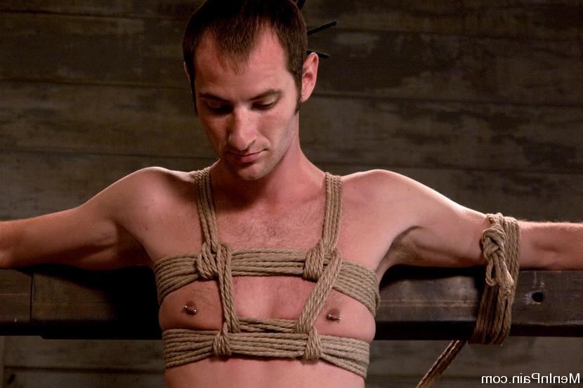 15P Insatiable vamp uses and abuses her basement slave for her own titillation