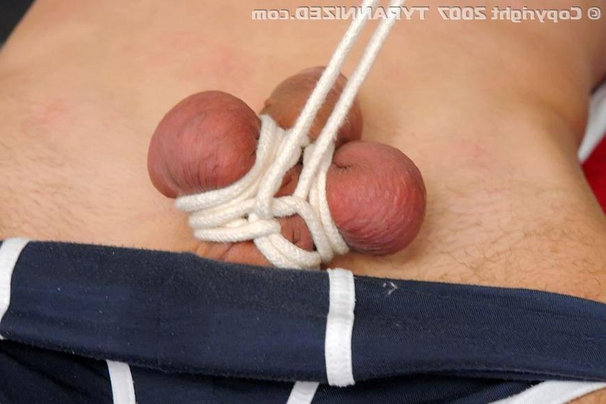 19P Sexy but cruel cbt mistress abuses unlucky guy in the gym