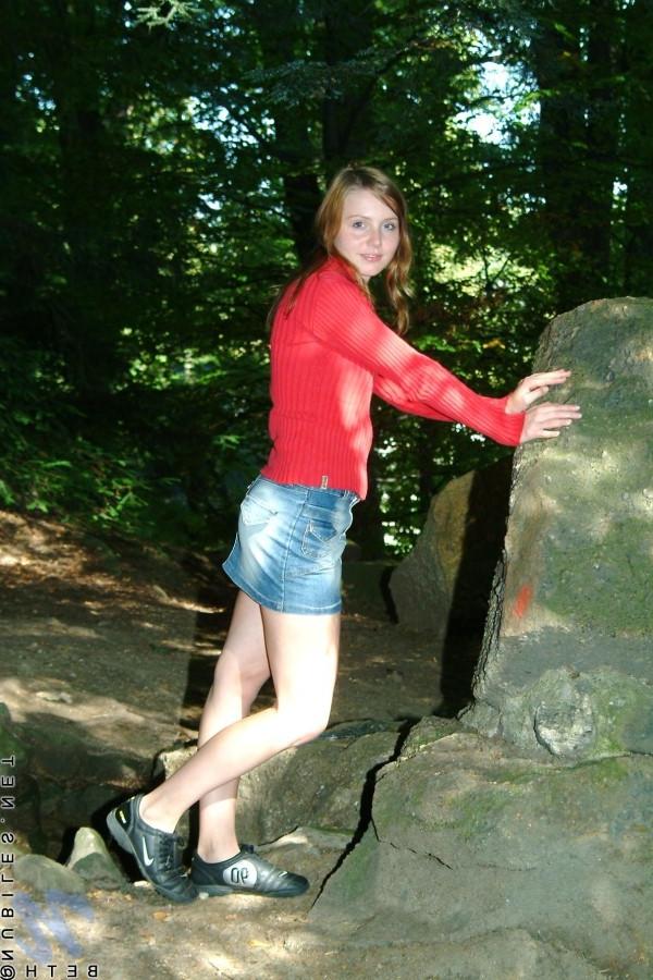 20P Absolute adorable amateur sexy babe posing tits and pussy outdoo