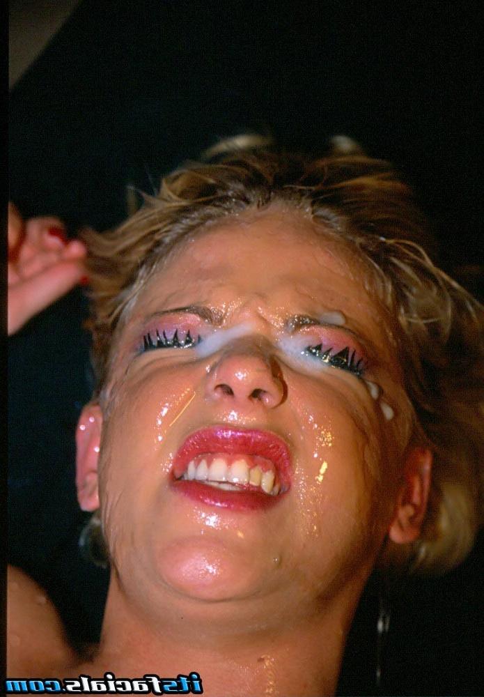 16P Blonde in facial sex receive cumshots of cocks