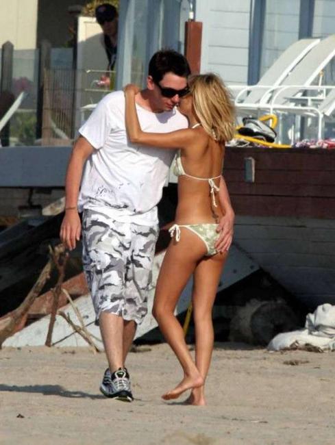 16P Lovely and sweet babe Nicole Richie looking very hot