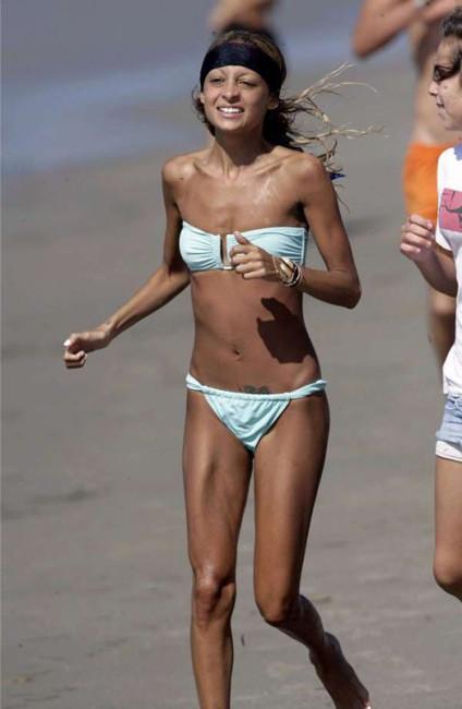 16P Lovely and sweet babe Nicole Richie looking very hot