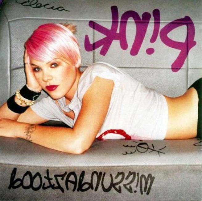 15P Lovely sexy singer Pink posing very hot