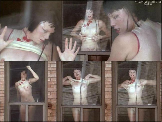 16P Adorable celebrity actress Peta Wilson shows perfect nude tits