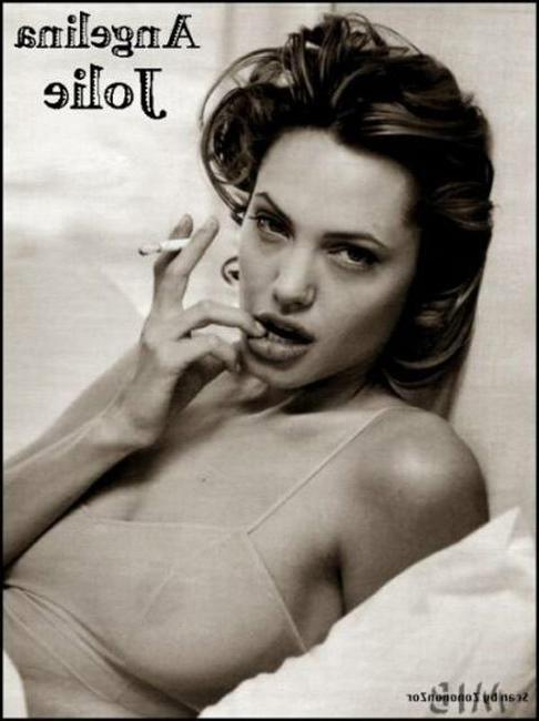 16P Adorable actress Angelina Jolie posing sexy