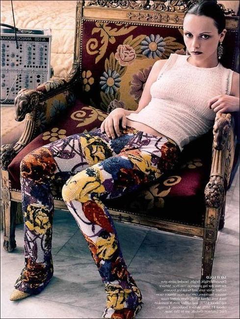 16P Adorable babe Christina Ricci posing sexy