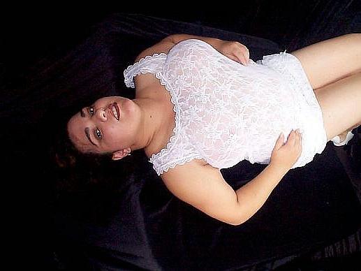 20P White fatty acrobatic on floor