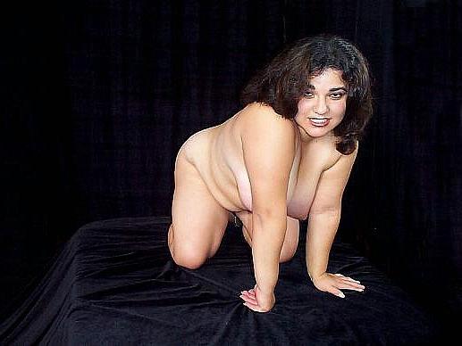 20P White fatty acrobatic on floor