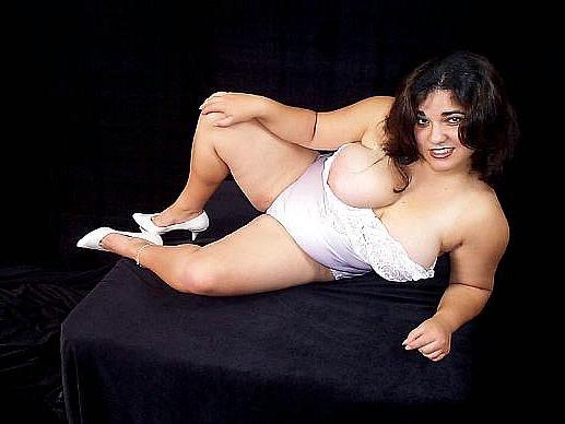 20P White fatty acrobatic on floor
