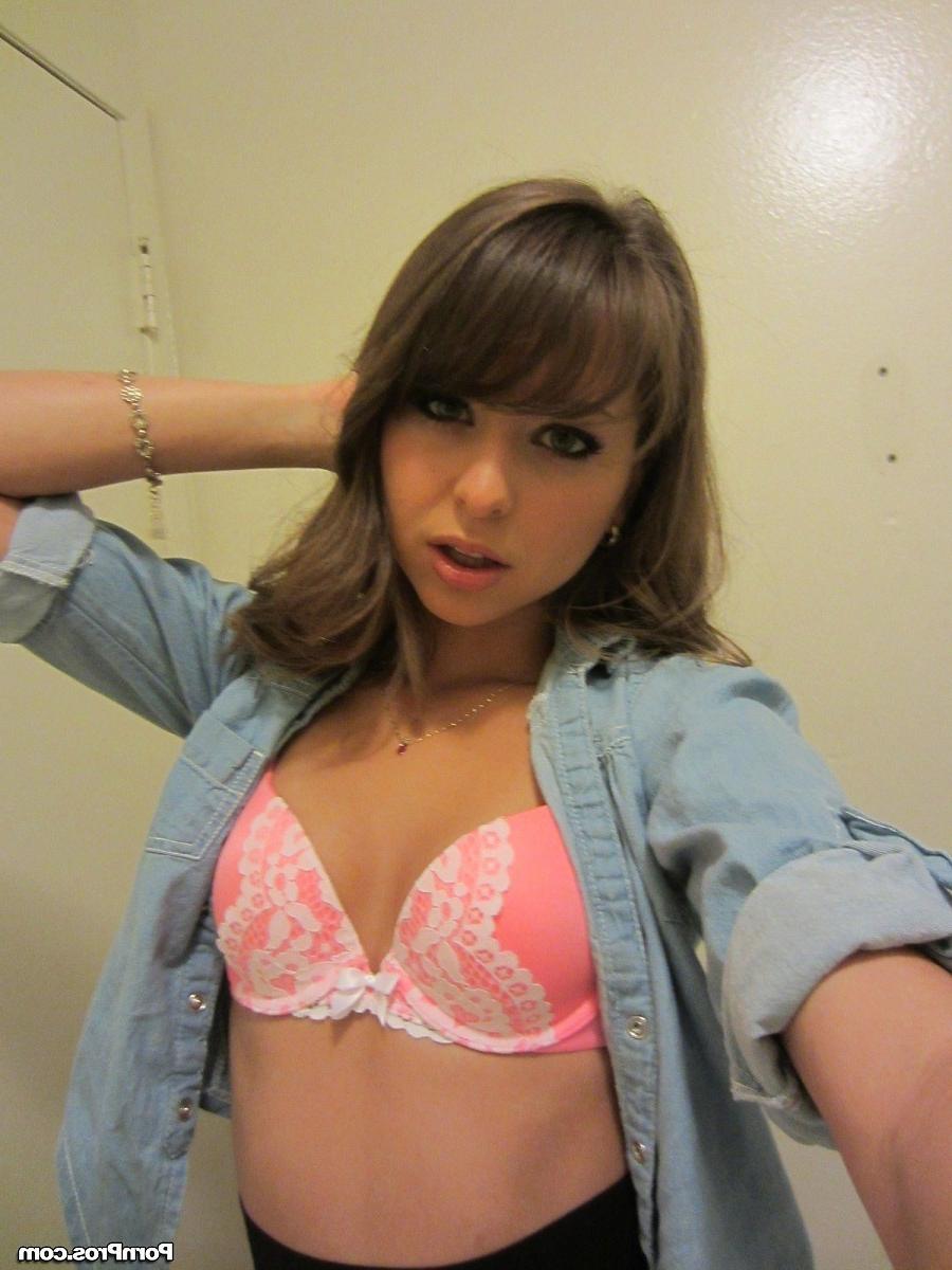 15P Riley Reid sweet teen pinned deep in a hard POV